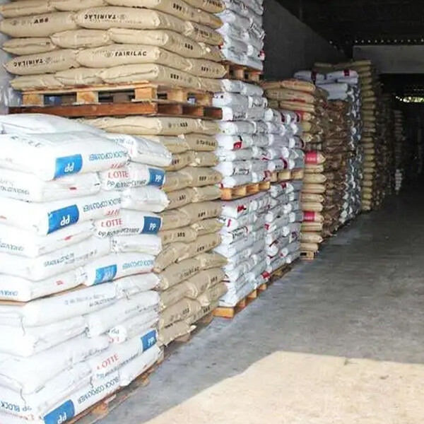 Polybutylene terephthalate