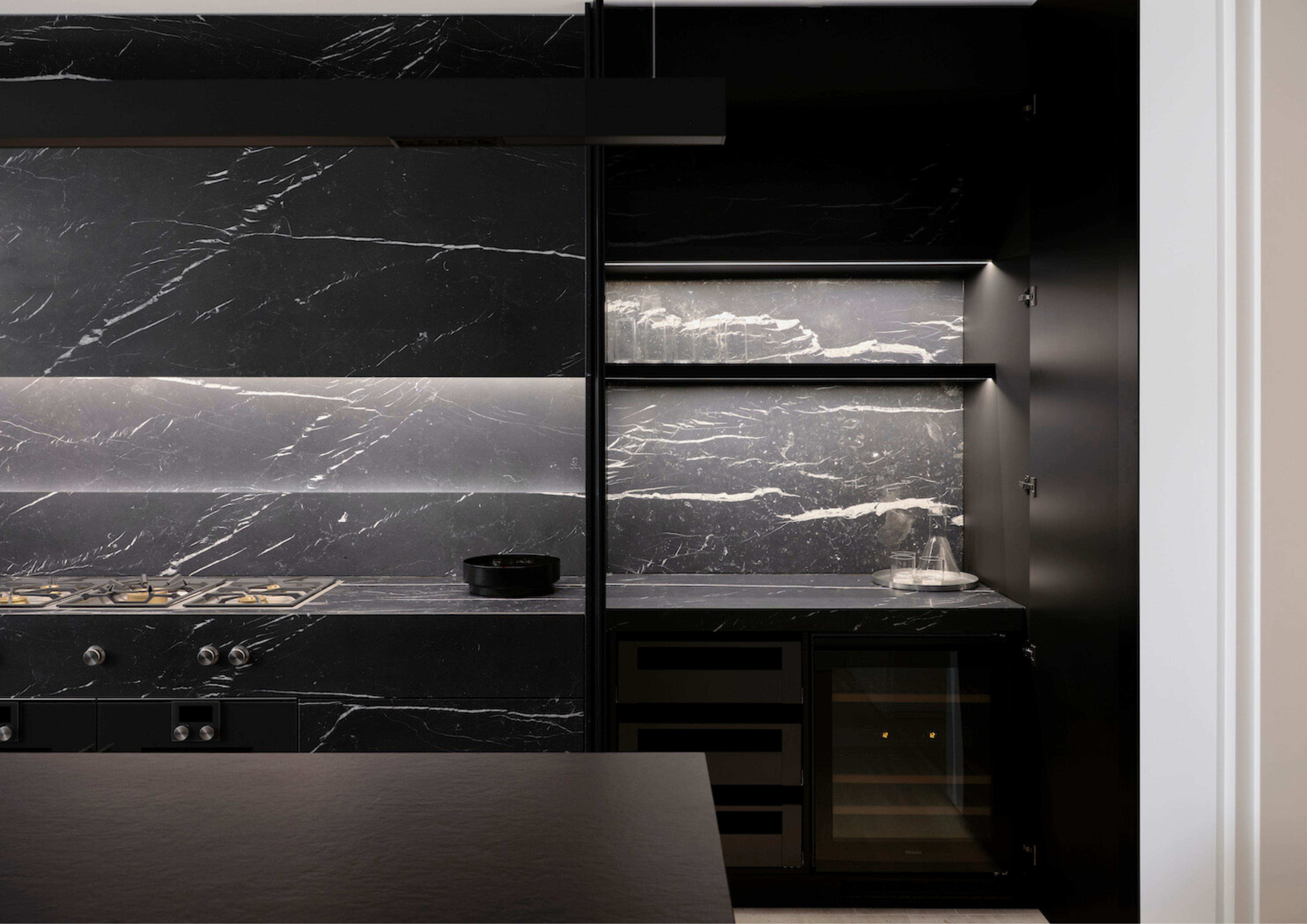Modern Kitchen Cabinets