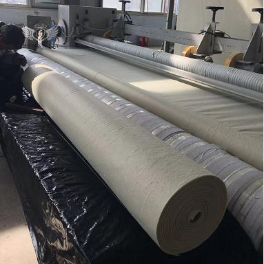 نسيج جيوتكسيل مركب مثقوب بالإبر غير منسوج بنسبة 100% من مادة البولي بروبيلين