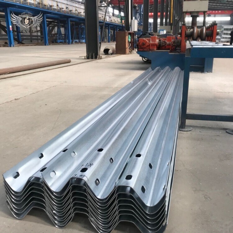 حاجز أمان شبكي من الأسلاك المجلفنة OEM RSs-cb024 لحواجز الطرق السريعة