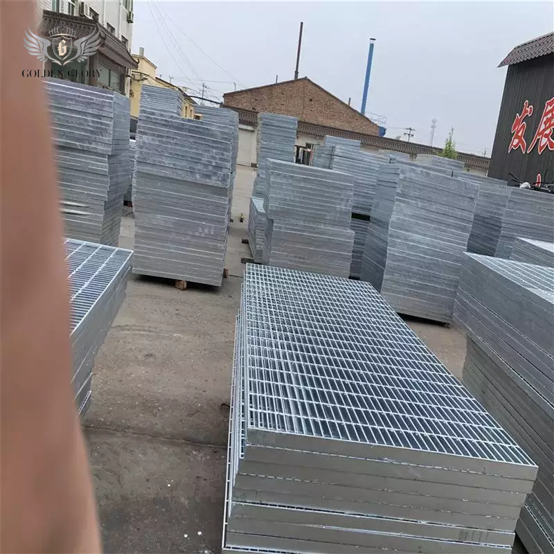 شهادة CE ISO لصناعة مواد البناء شبكة أرضية من الفولاذ المجلفن لمنصة الممشى