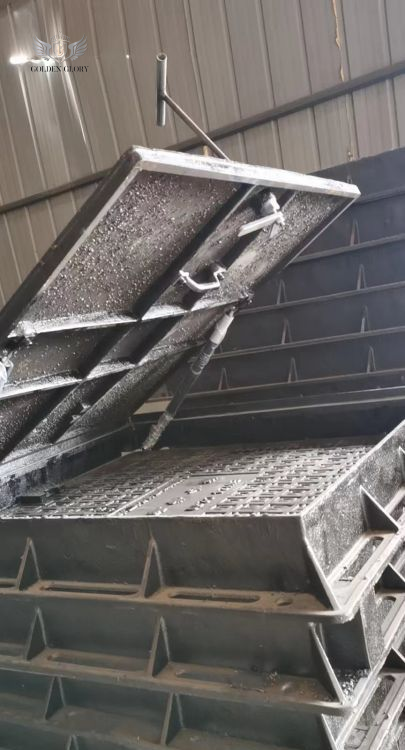غطاء فتحة الصرف الصحي الدائري المصنوع من الحديد الزهر EN124 مقاس 850*850 من الشركة المصنعة الاحترافية OEM&ODM