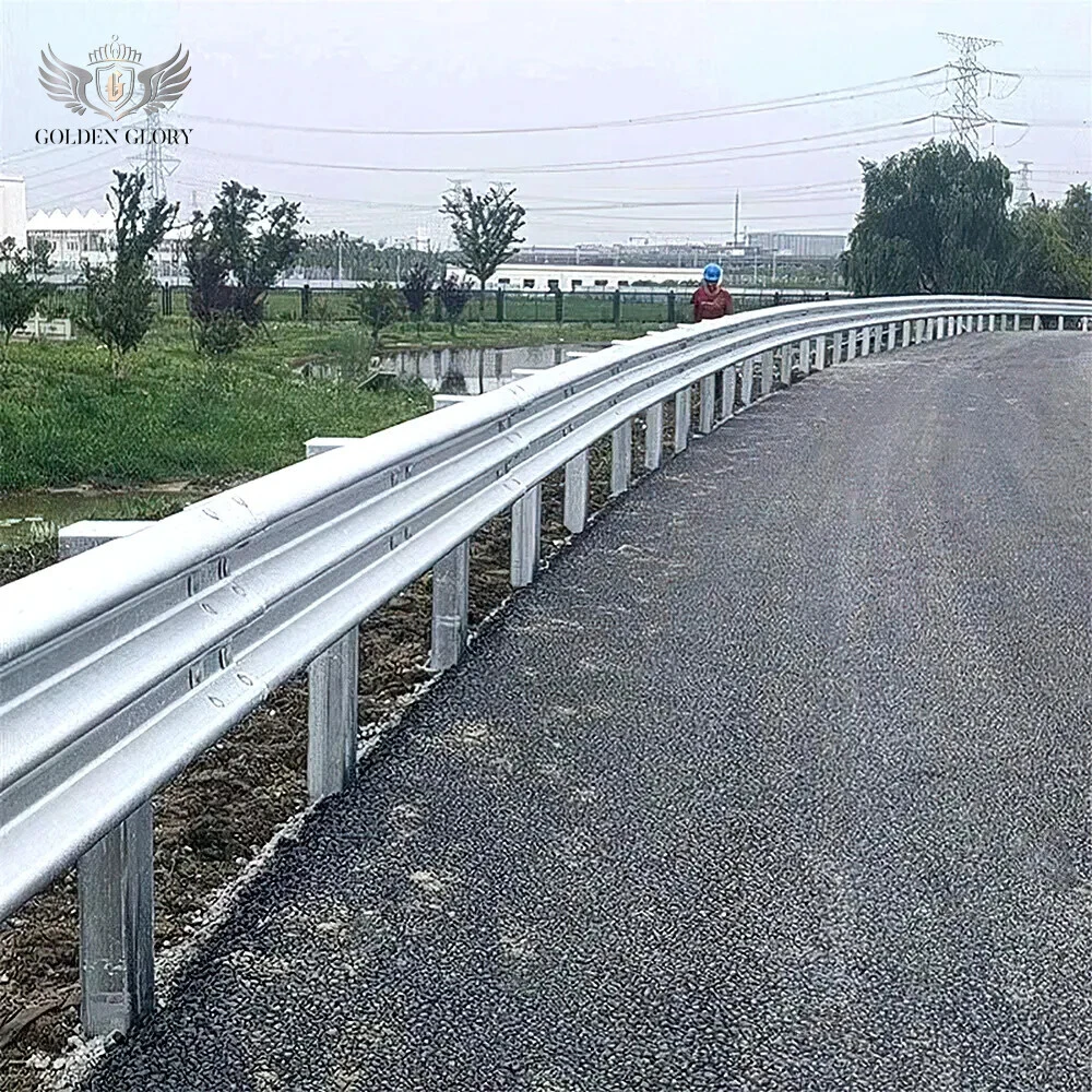 حواجز الطرق السريعة من Aashto M180 Factory Guardrail منتجات السلامة على الطرق