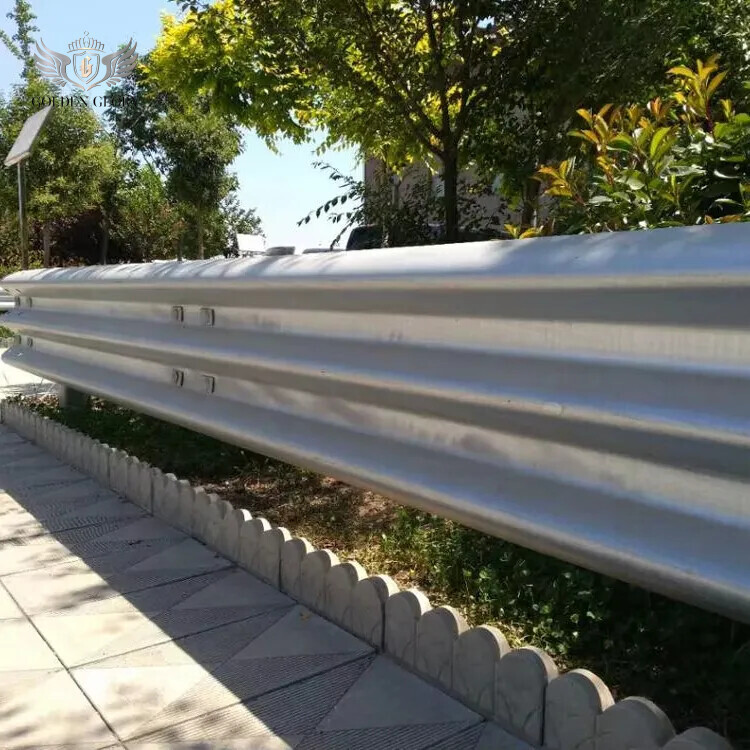 حواجز الطرق السريعة من Aashto M180 Factory Guardrail منتجات السلامة على الطرق