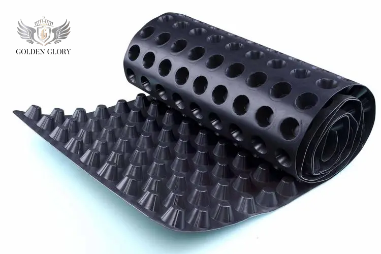  لوح تصريف مياه مقاوم للماء من مادة البولي إيثيلين عالي الكثافة لتصريف مياه الصرف تحت الأرض للمرآب تحت الأرض