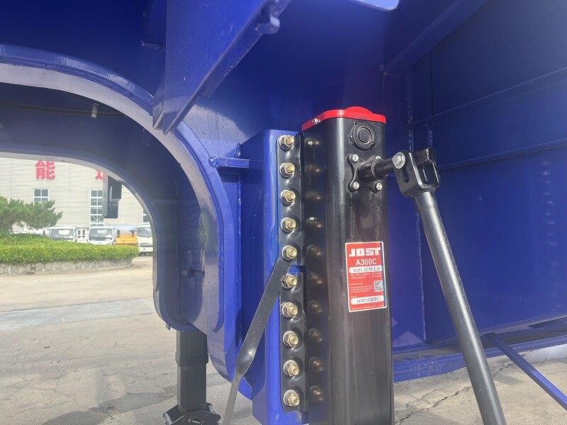 Semi-remorque surbaissée 80T