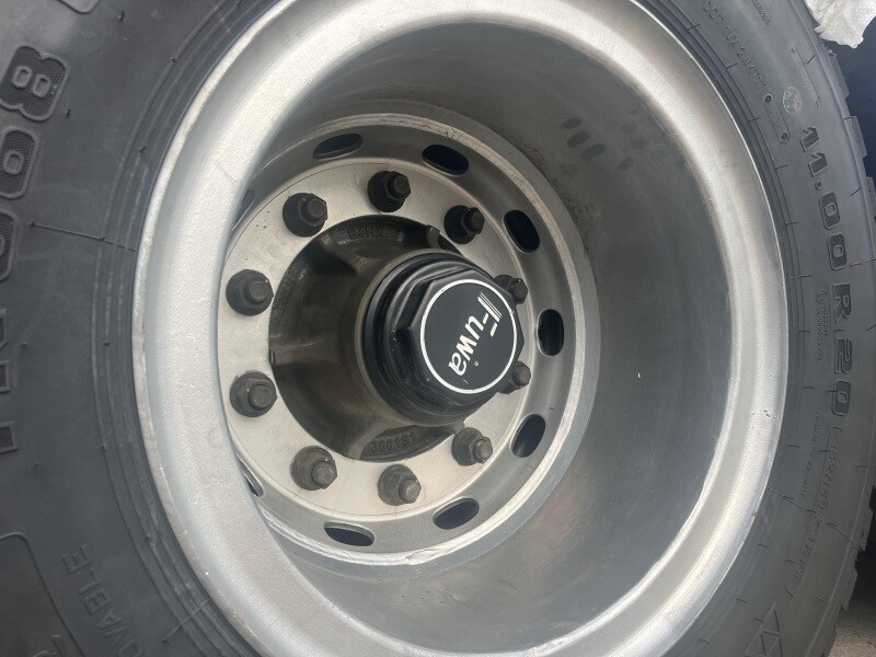 Semi-remorque surbaissée 80T