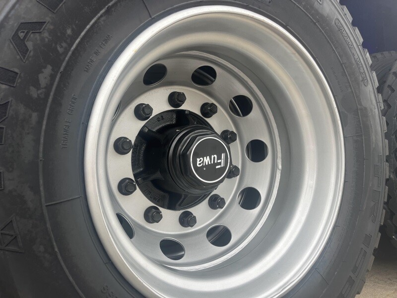 Semi-remorque à plateau de 40 pieds