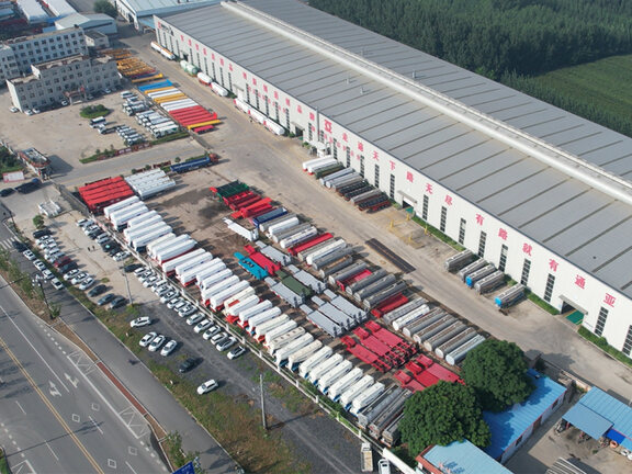 TONGYA AUTOMOBILE CO. est le premier fabricant chinois de semi-remorques et de remorques-citernes.