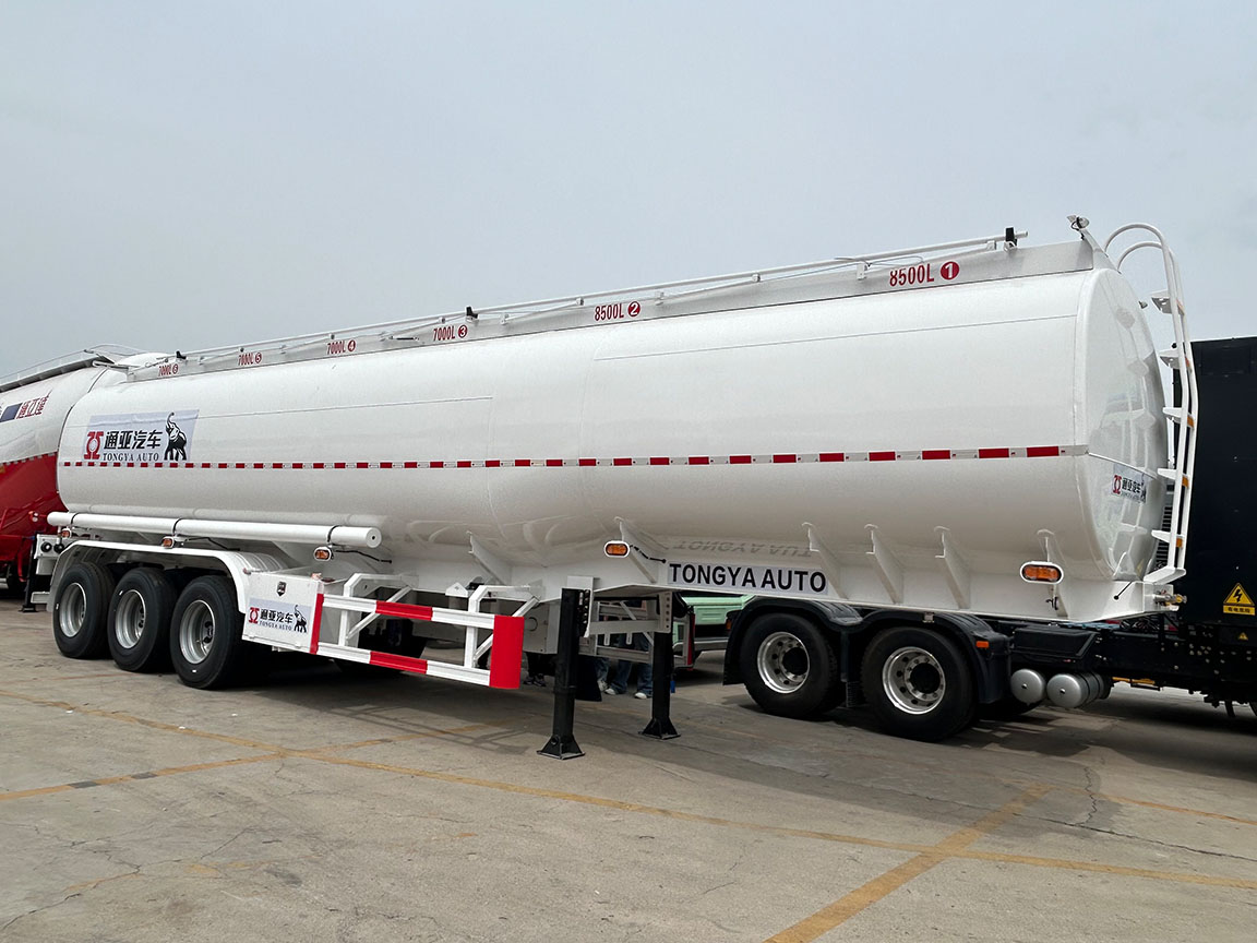 Semi-remorque pétrolière à 3 essieux à vendre, prix d'usine