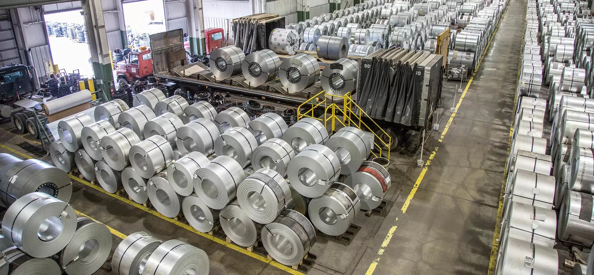 Aluminum coils can be classified from multiple dimensions, mainly including chemical composition, processing status, surface coating and use. The following is a detailed classification introduction: Aluminum coils can be classified from multiple dimensions, mainly including chemical composition, processing status, surface coating and use. The following is a detailed classification introduction: