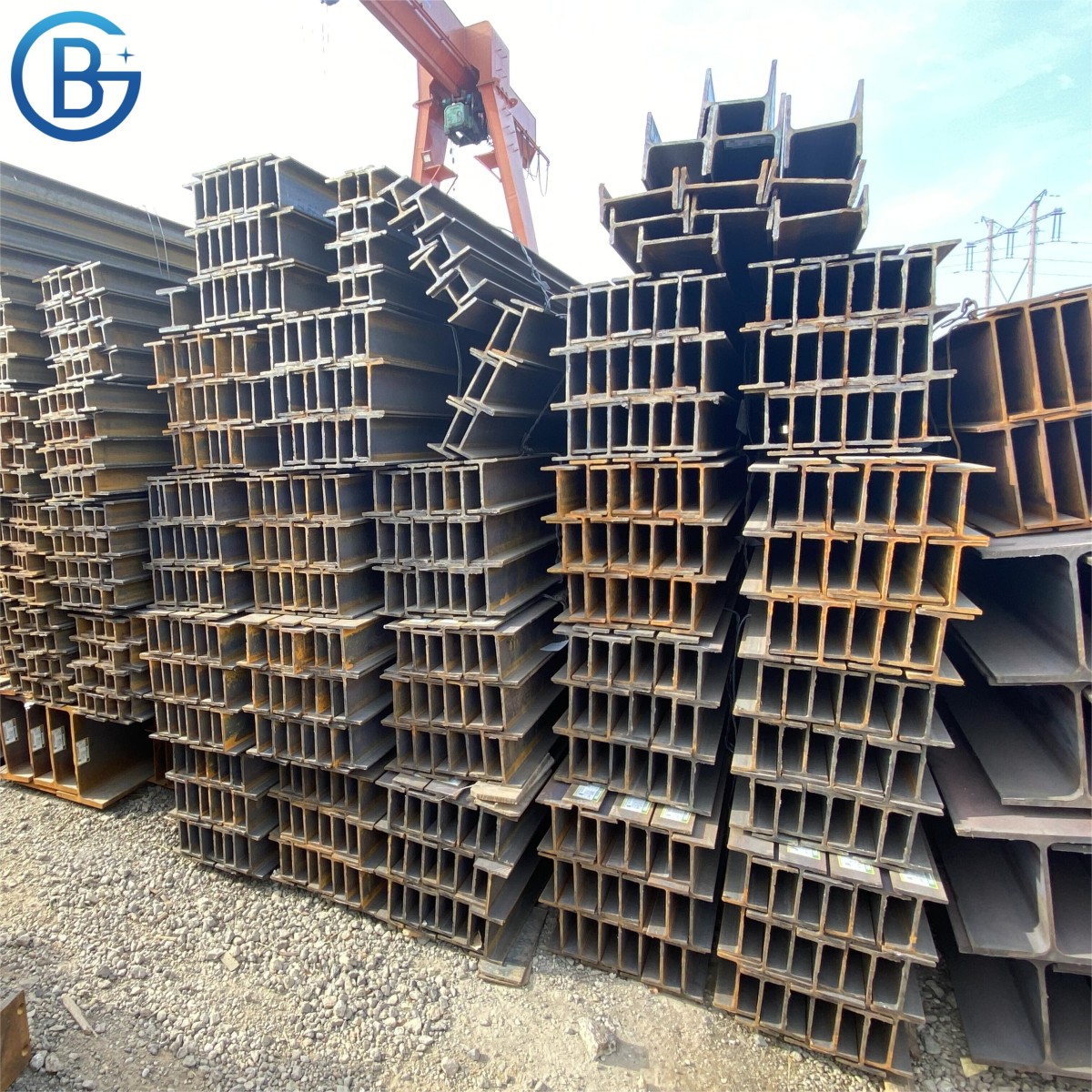 碳钢H型钢实拍图.jpeg 碳钢H型钢实拍图.jpeg