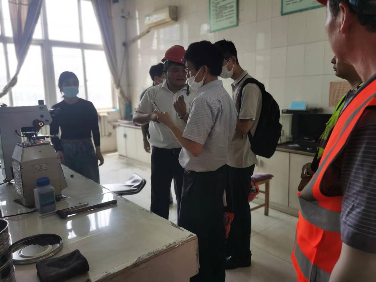 Chào mừng các chuyên gia và lãnh đạo từ Công ty Aisin Nhật Bản đến thăm và kiểm tra