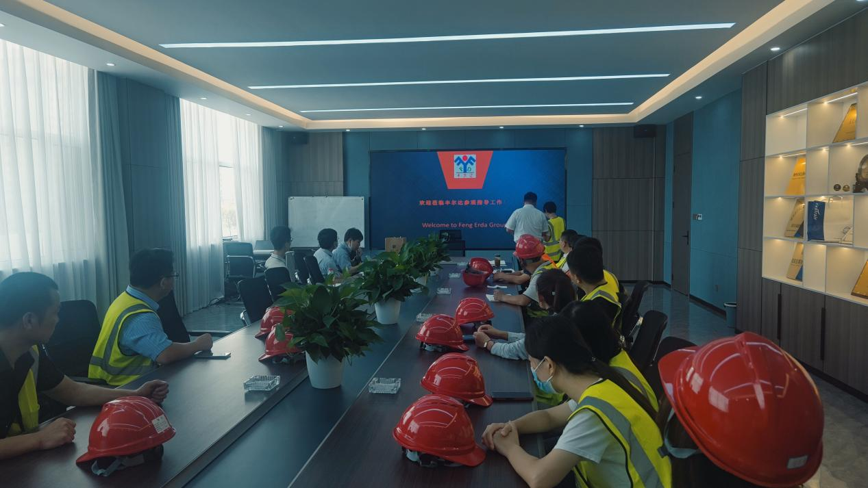 Chào mừng các chuyên gia và lãnh đạo từ Công ty Aisin Nhật Bản đến thăm và kiểm tra