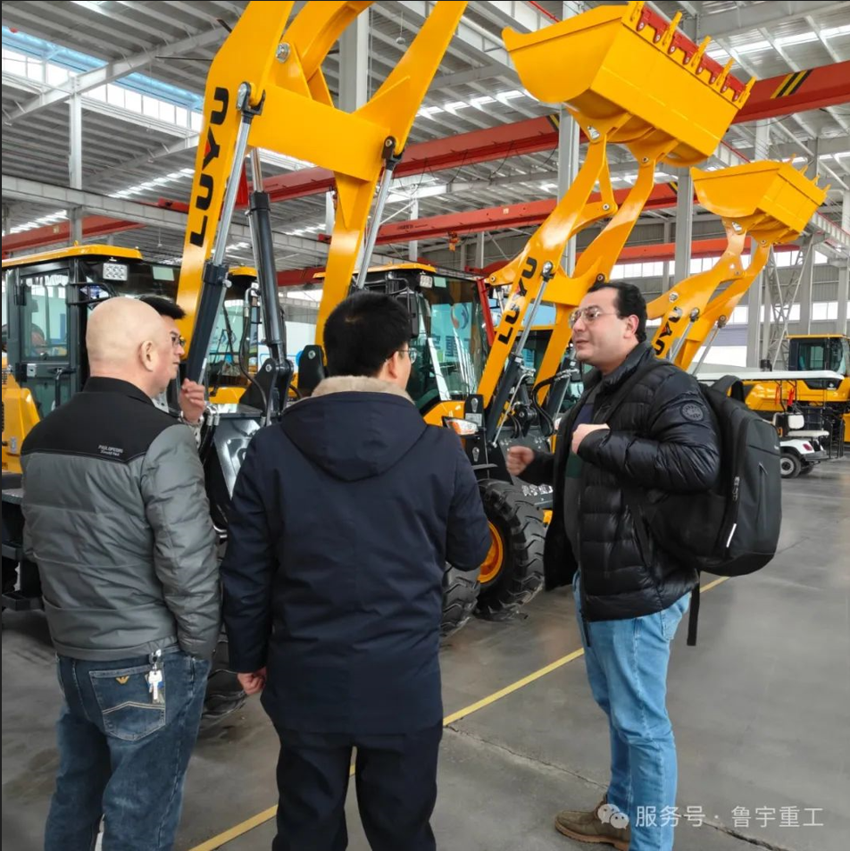 Warmly welcome Morocco delegation to visit