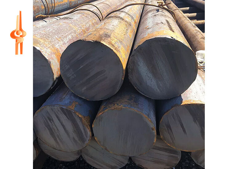 Q215 Uma barra de aço carbono