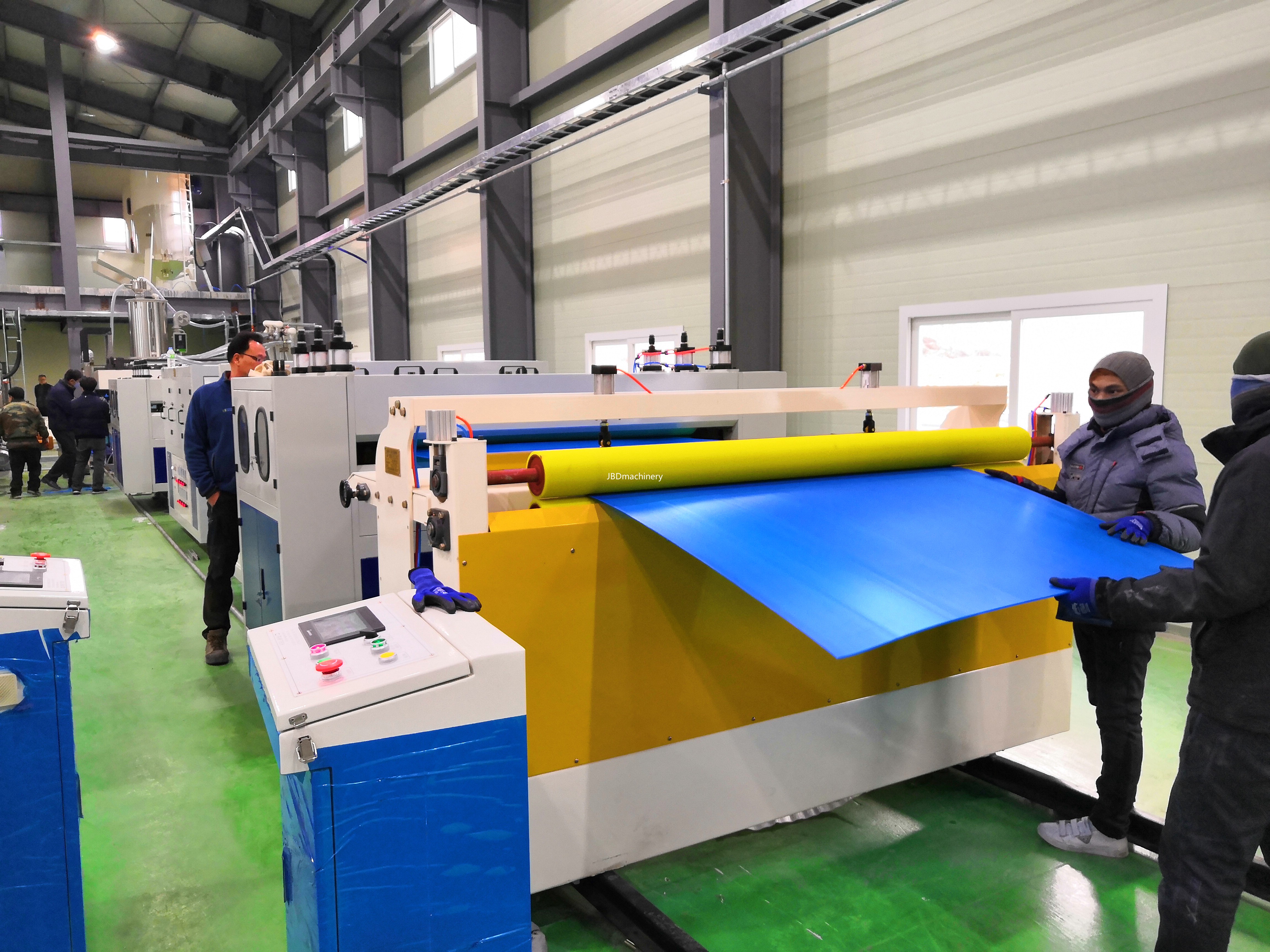 PP hollow grid sheet production line