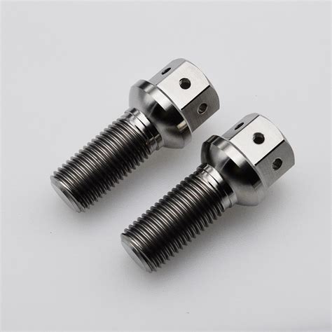 Titanium Bolt For Automobile Hubs