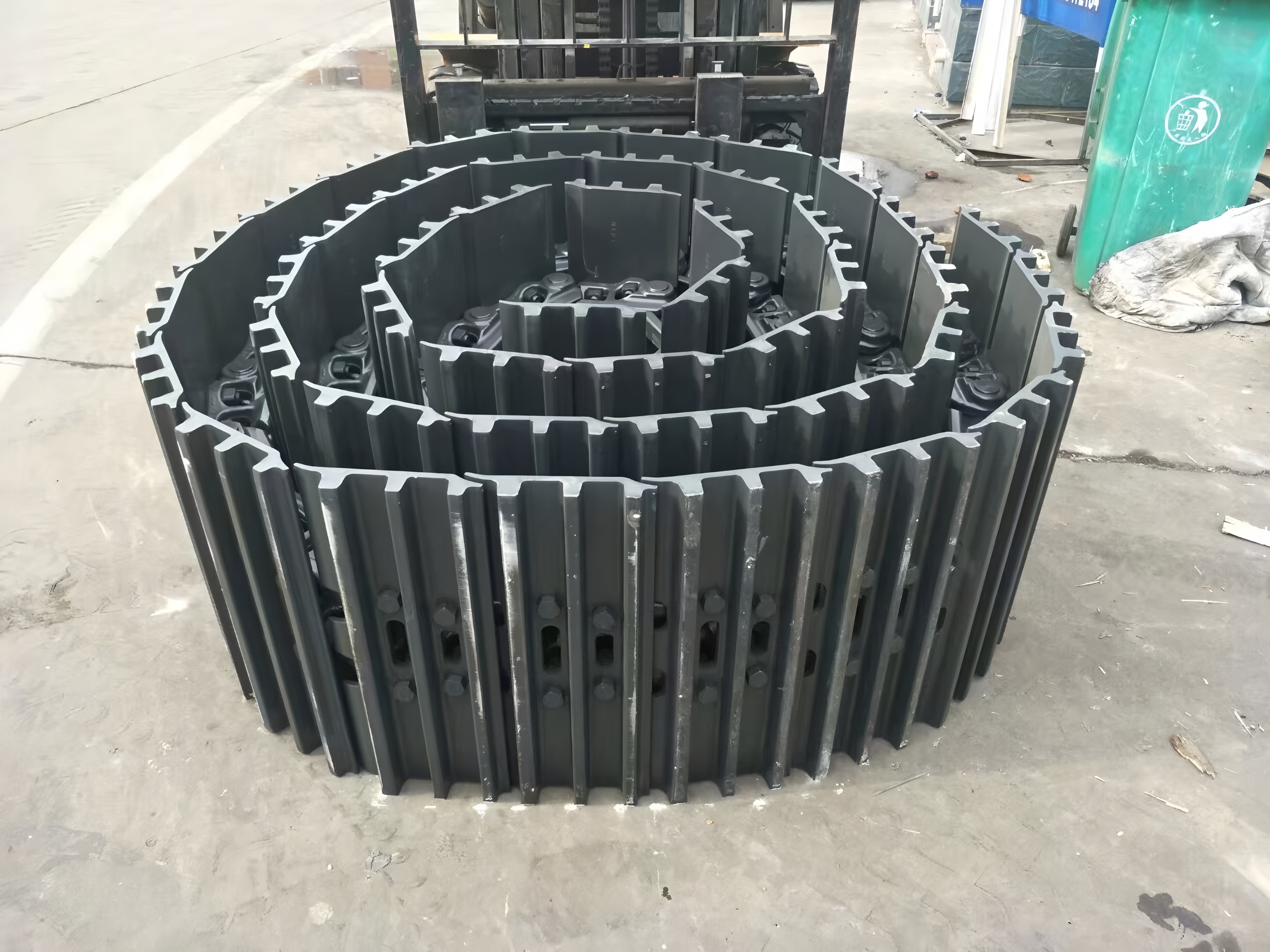 Komatsu Bulldozer D20 D21P D31 D65 D85Ess-2 Track Link, Komatsu Bulldozer D20 D31P-18 D50 D65 D85 D155 D375 D475A-1 Track Chain