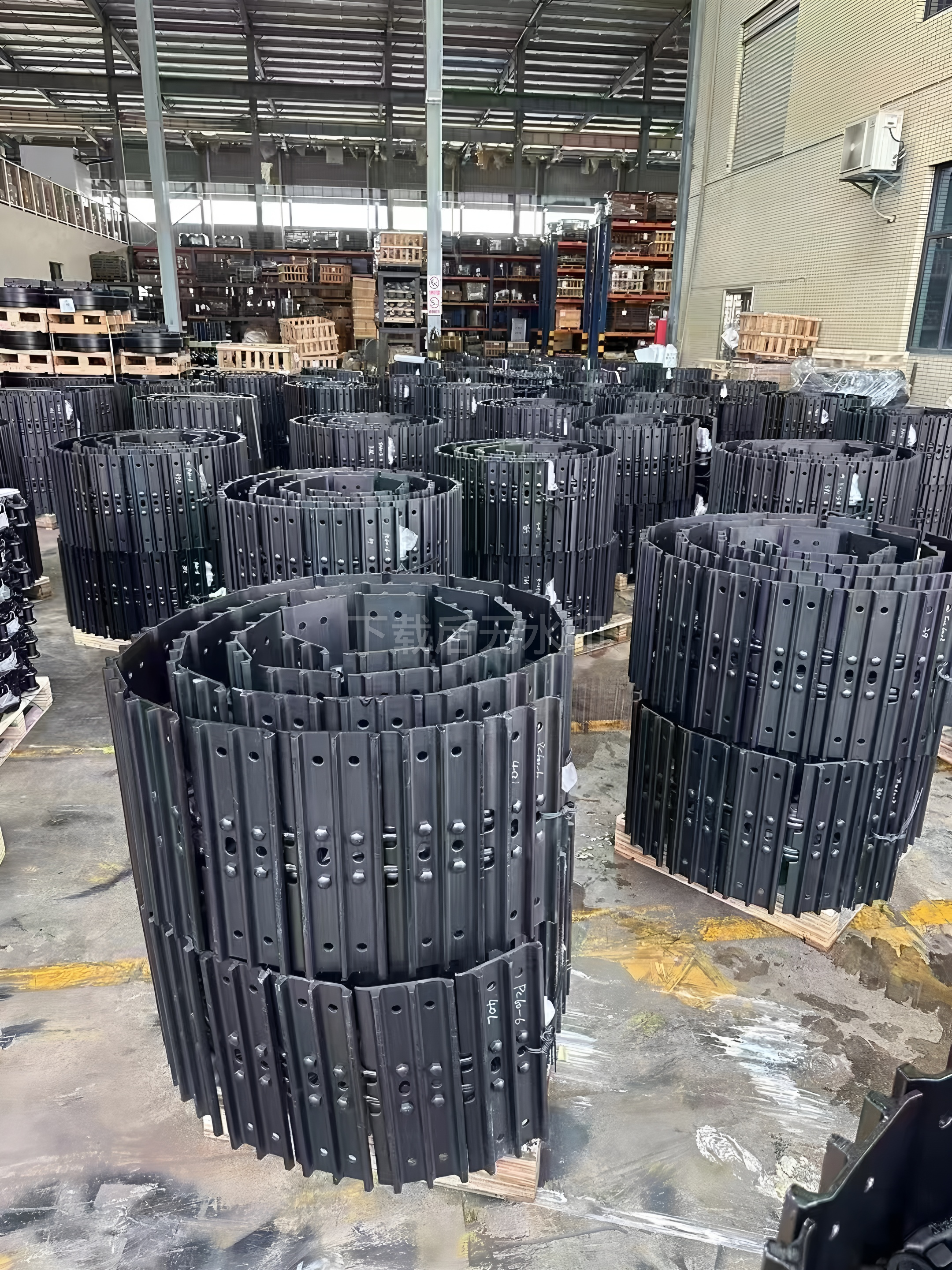 Komatsu Bulldozer D20 D21P D31 D65 D85Ess-2 Track Link, Komatsu Bulldozer D20 D31P-18 D50 D65 D85 D155 D375 D475A-1 Track Chain