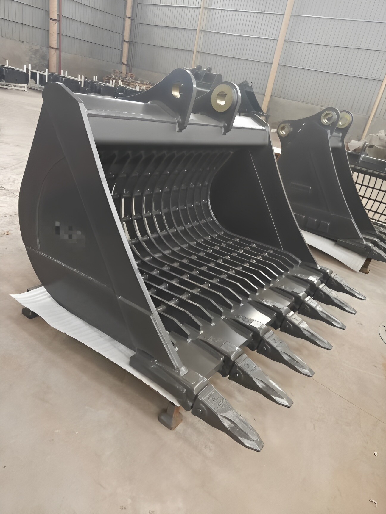 Customizable Landscape Rake Excavator Rake Root Rake Bucket