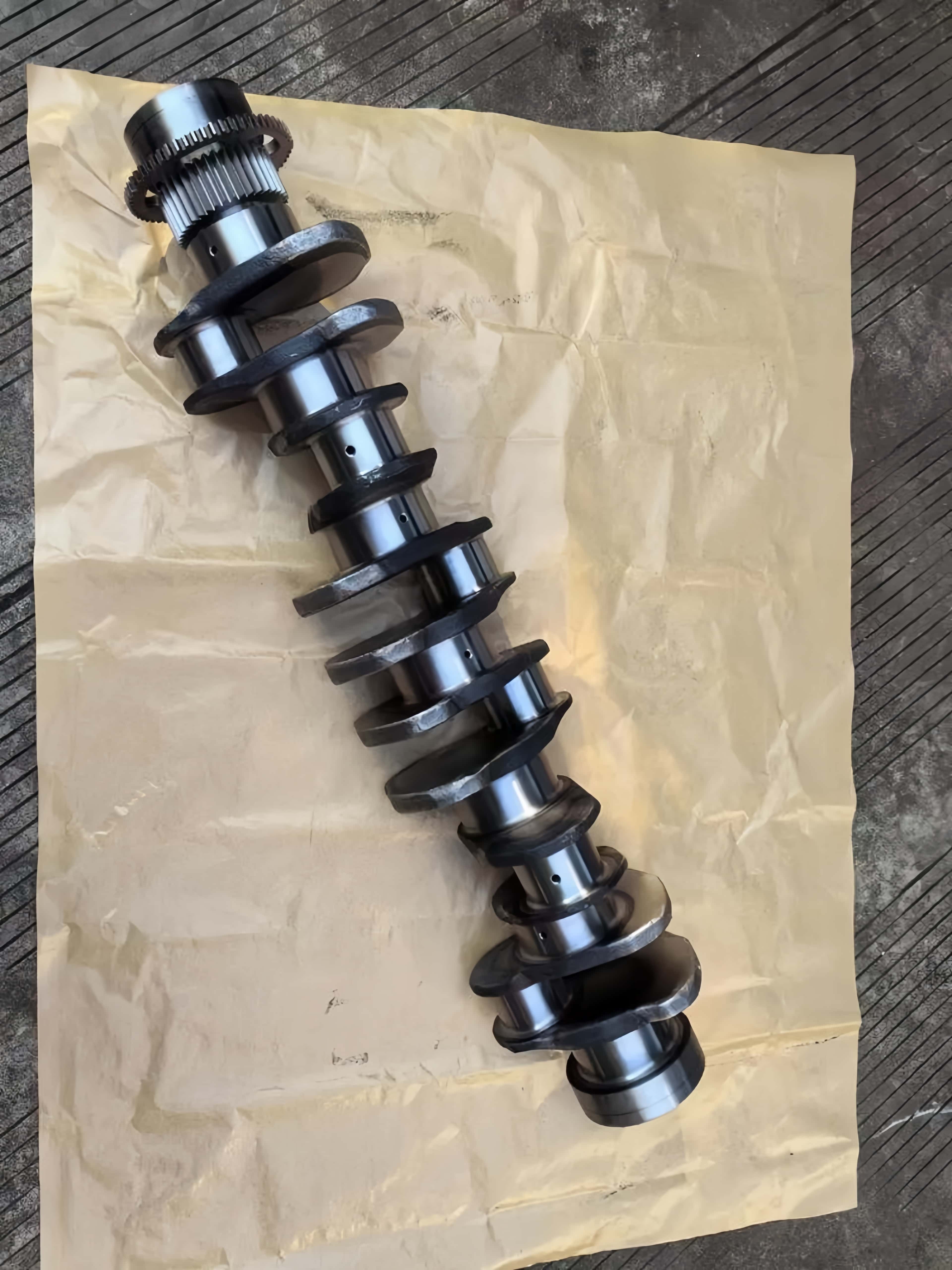 3608833 Crankshaft NTA855 Liugong Loader Parts
