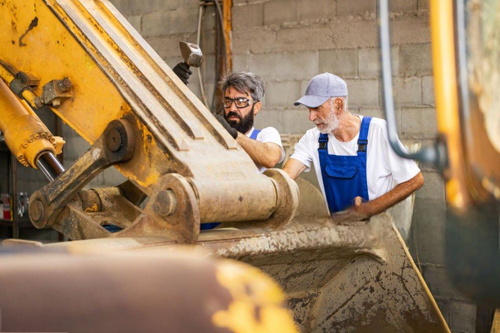 Excavator Parts Maintenance Guide to Extend Equipment Lifespan