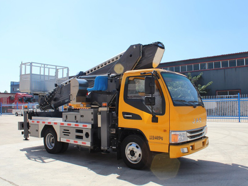 33m Aerial work platform truck