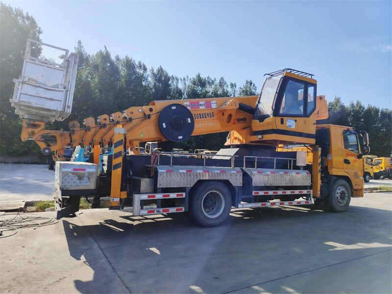 Furunkang 45m aerial work vehicle