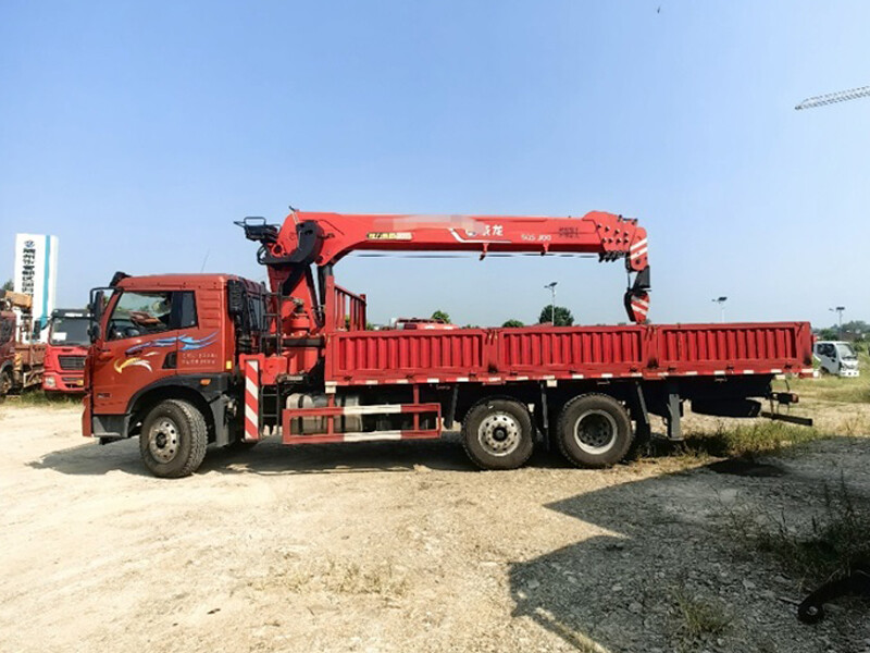 Weilong 12 tons Truck Crane