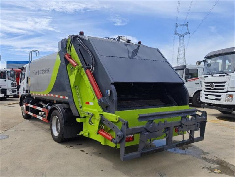 Garbage Truck 9.3CBM