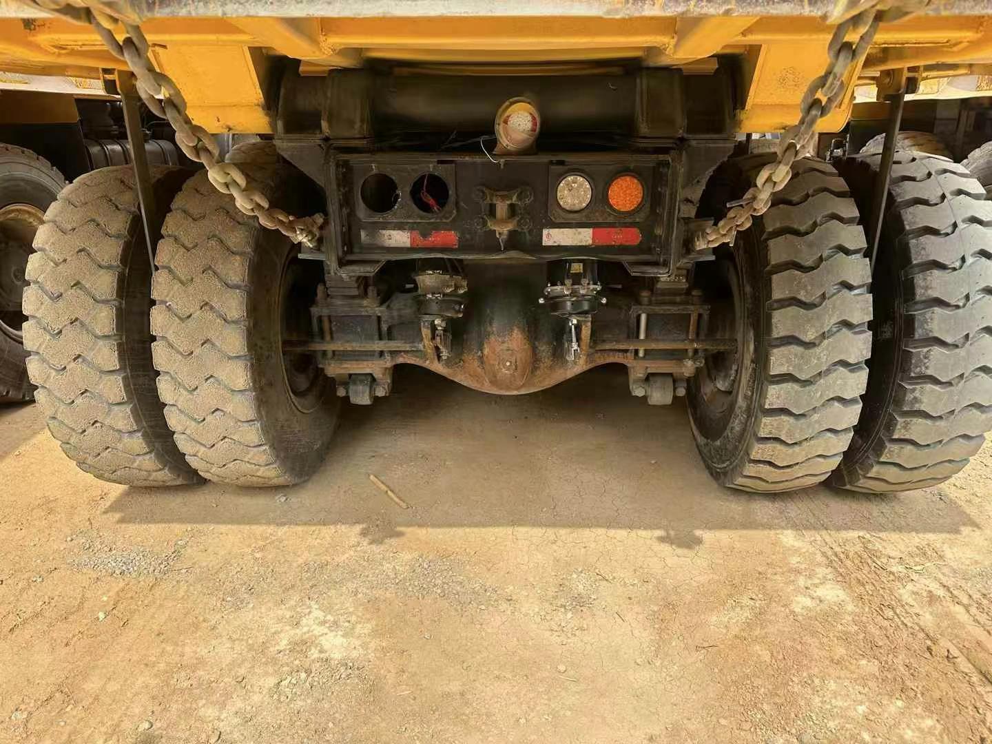 Mining Dump Truck-875D