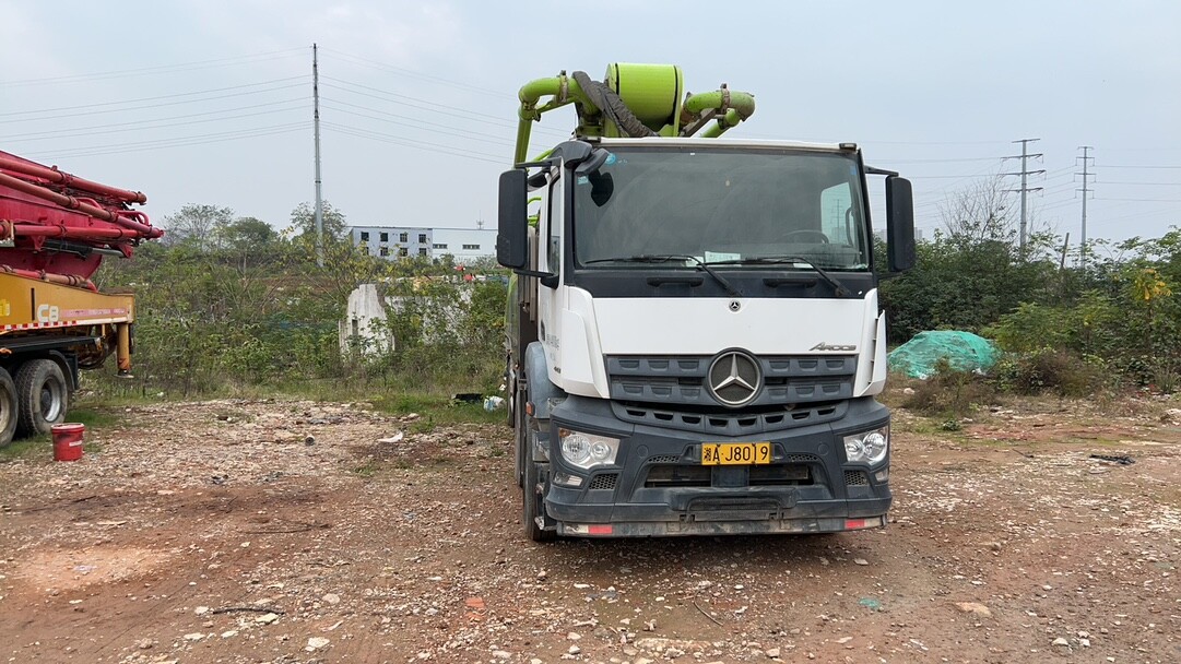 Concrete Pump Truck-62M