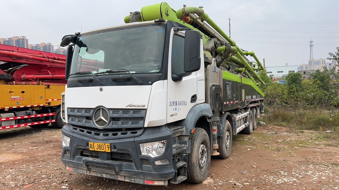 Concrete Pump Truck-62M