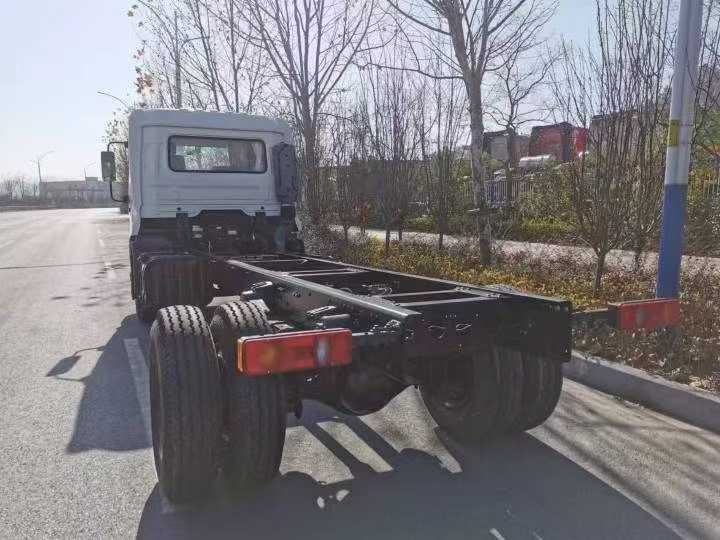 Dong Feng Tractor Truck