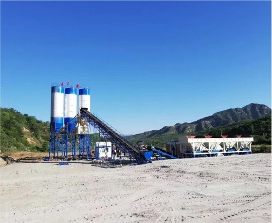 Dual HZS60 concrete batching plants: ideal for efficient production of large infrastructure projects