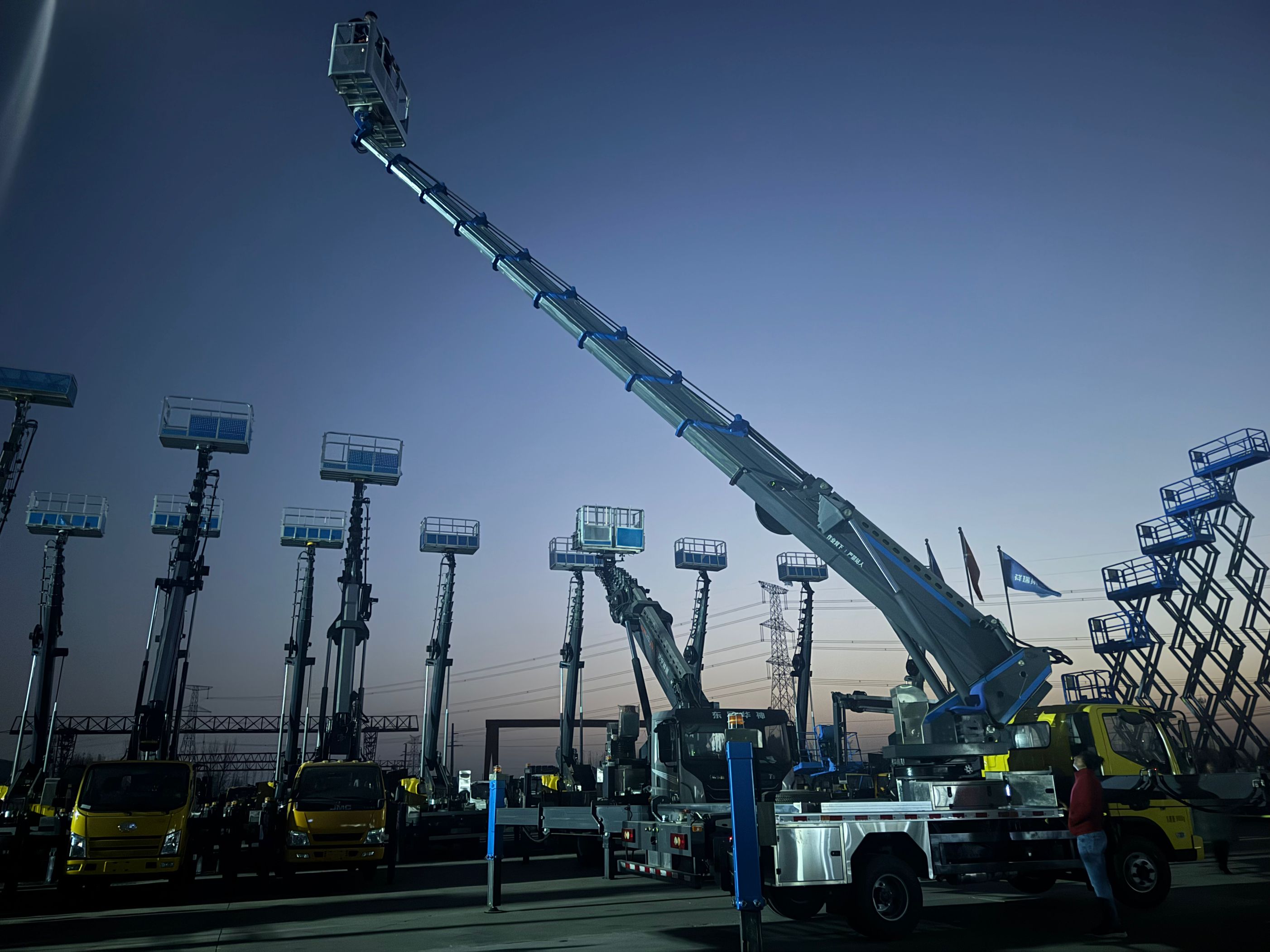 Indian customer tests 38-meter aerial work platform