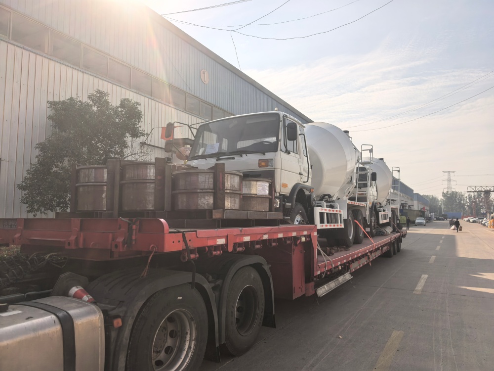 Rail-Mounted Concrete Mixer Trucks Shipped to the Philippines