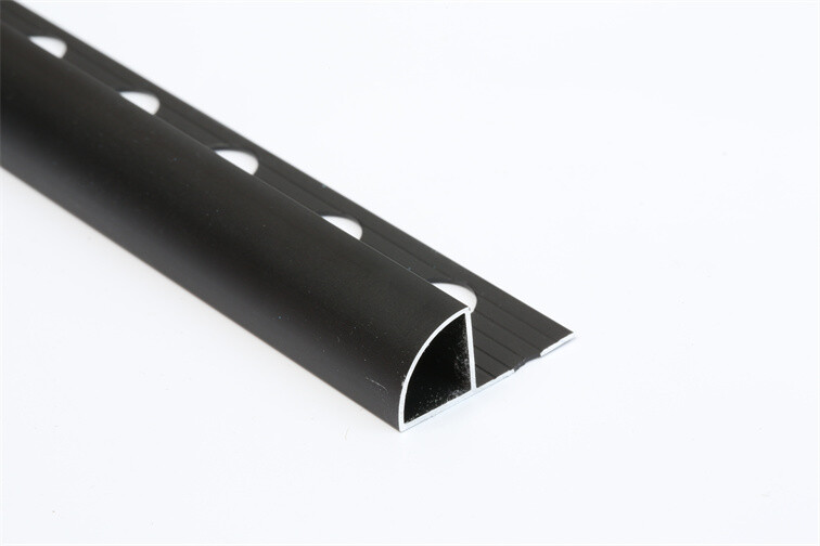 Ceramic tile arc corner protector