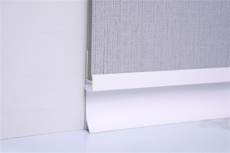 Wall panel embedded with lamp belt skirting line