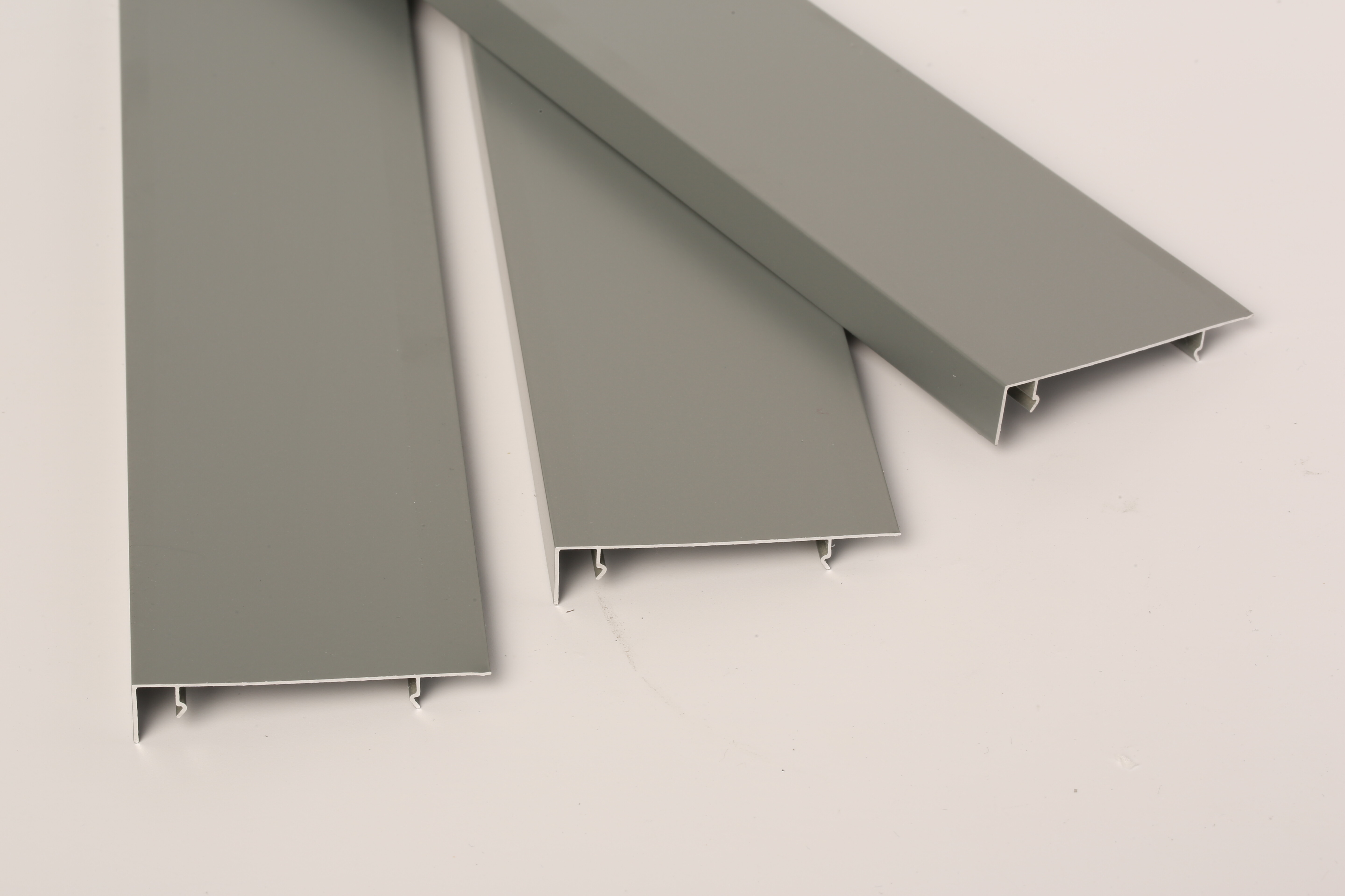 08 thick straight plate with baseboard clamped.