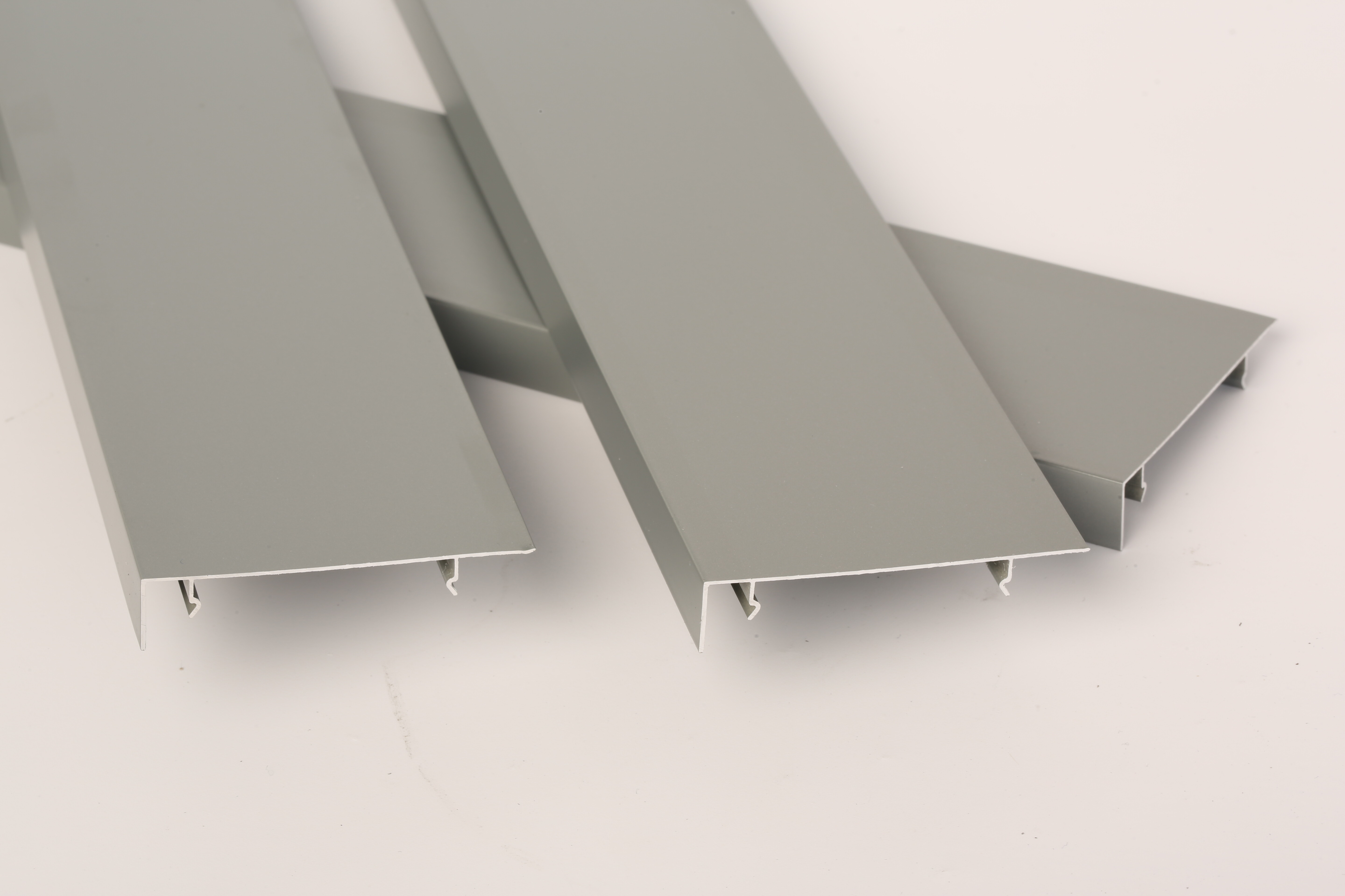 09 thick straight plate with baseboard clamped.