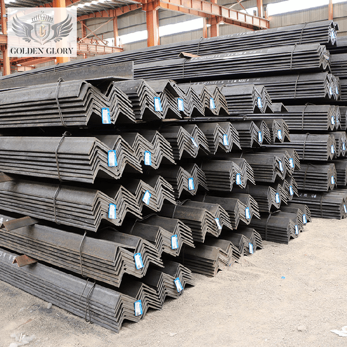 ST 37  ASTM A572 Equal Angle Steel