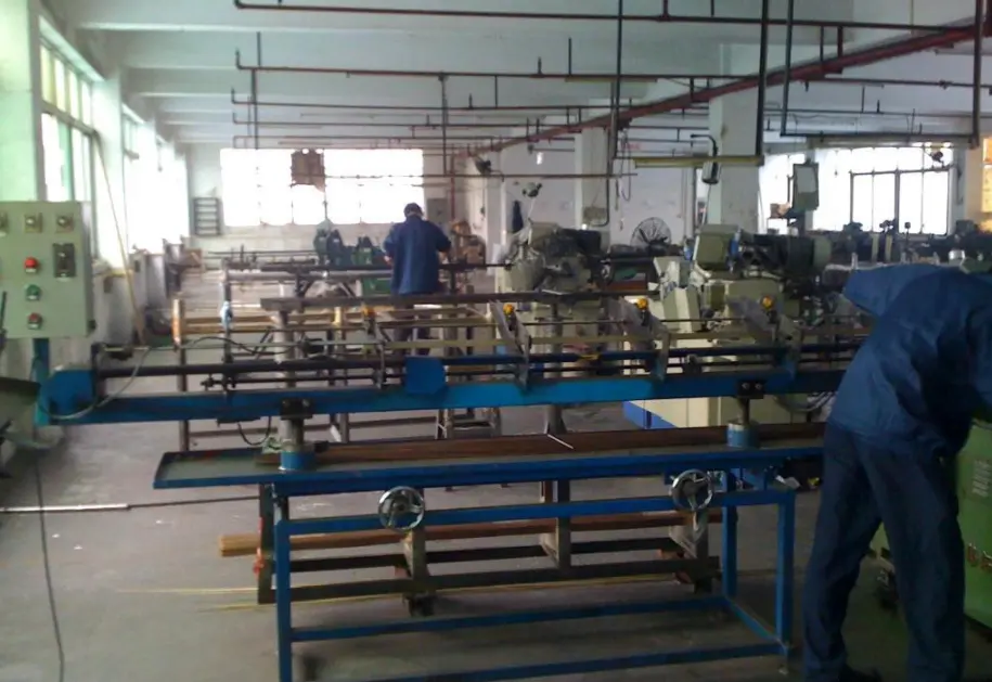 Technologie courante pour l'extrusion à chaud de tiges en alliage de titane