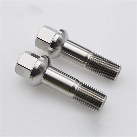 Tornillo de titanio para bujes de automóviles