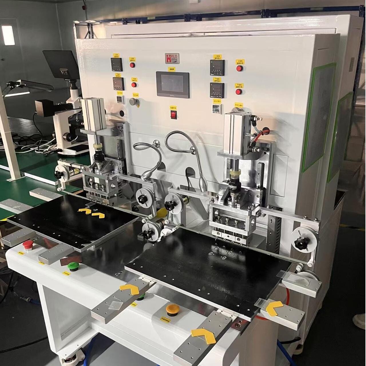 Anti Glare Cover Glass for Central Control of EV car