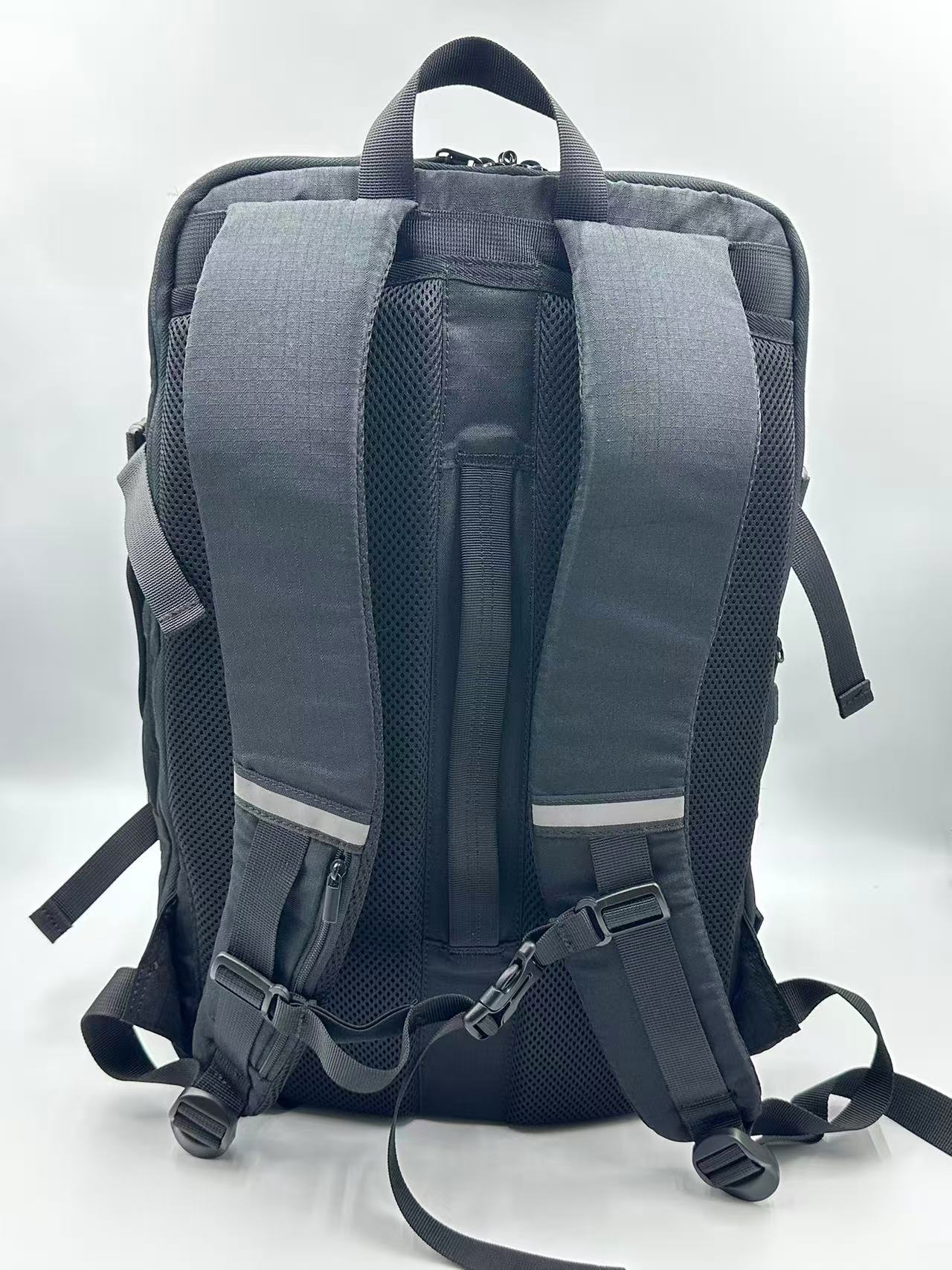TRAVEL BACKPACK BLACK-BACK
