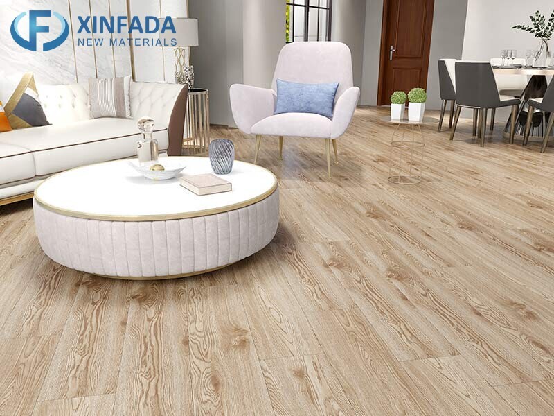 Modern Design Laminate Flooring EIR Embossed Surface Click Laminate Flooring