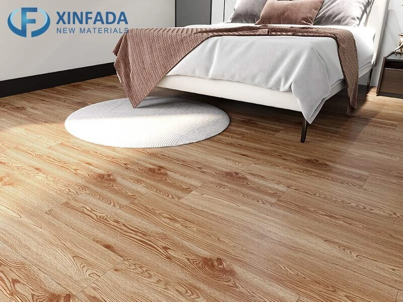 32 Grade Ac4 Laminate Flooring 12mm Matt Pattern Modern High Gloss Custom Size MDF