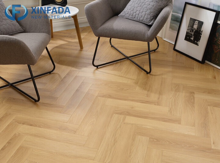 190 220 240 260 mm Oak Engineered Wood Flooring Hardwood Flooring Wood Flooring Parquet Wood Floor Herringbone Chevron Floor for Wholesale